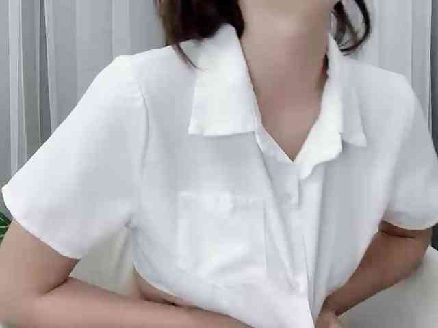 MieChan webcam