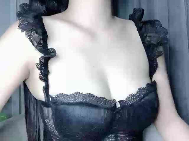 MieChan webcam