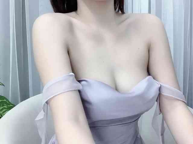 MieChan webcam