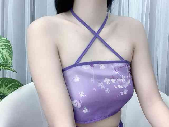 MieChan webcam