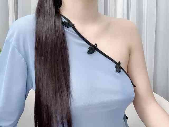 MieChan webcam
