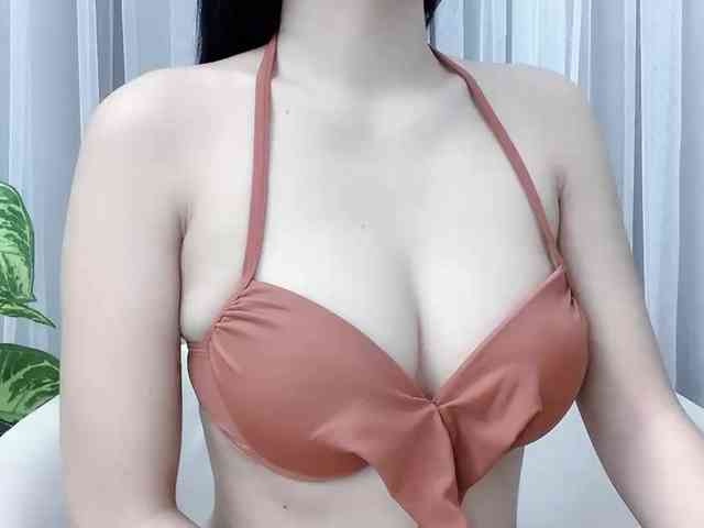 MieChan webcam