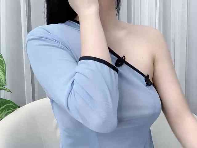 MieChan webcam