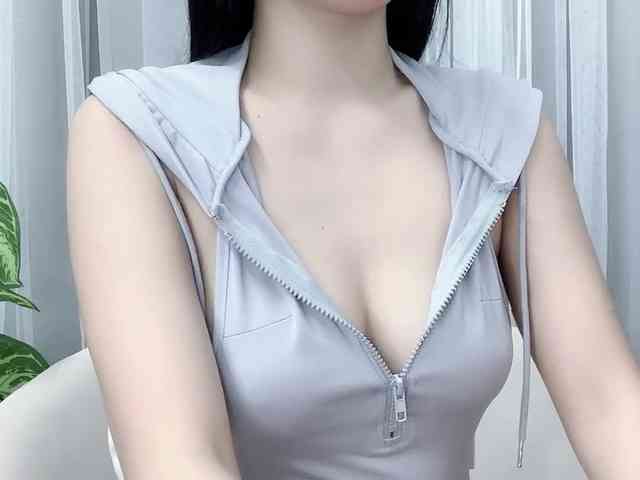 MieChan webcam