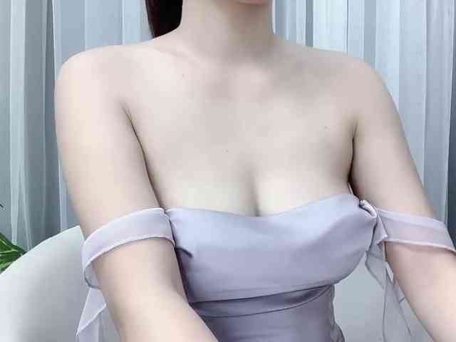 MieChan webcam
