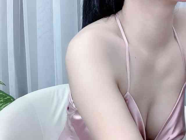 MieChan webcam