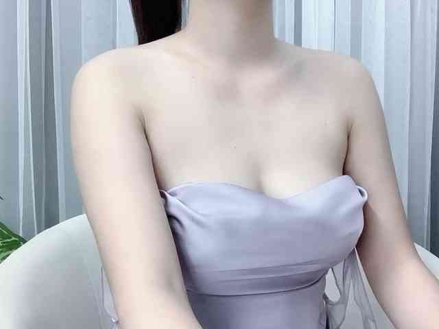 MieChan webcam
