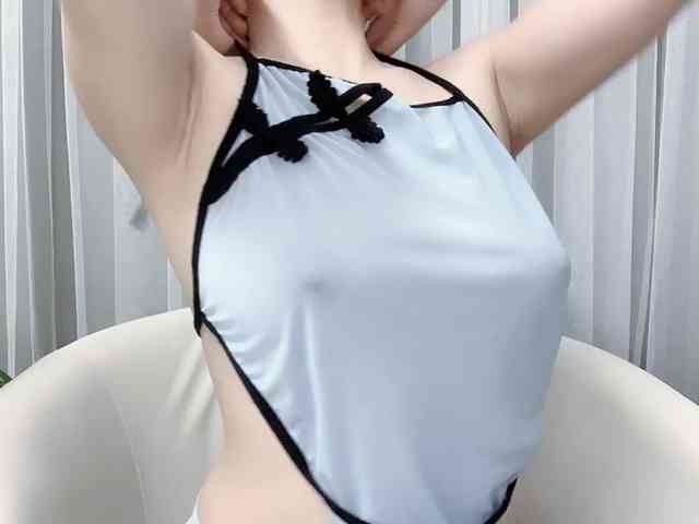 MieChan webcam