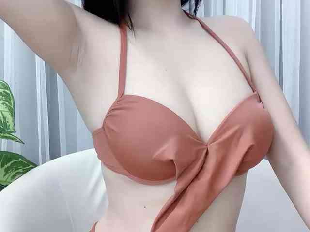 MieChan webcam