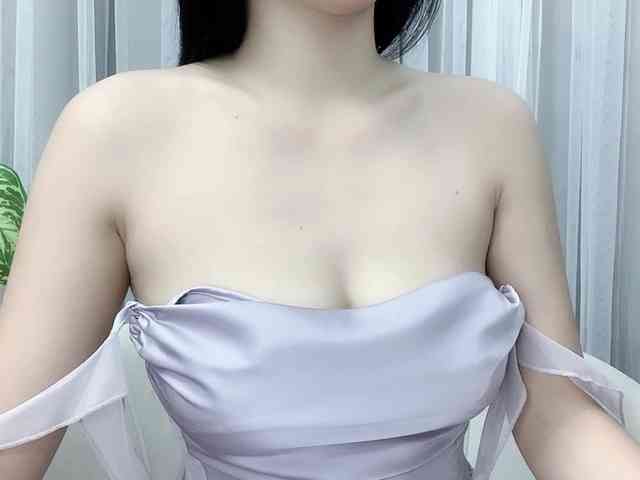 MieChan webcam
