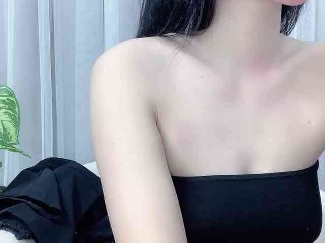 MieChan webcam