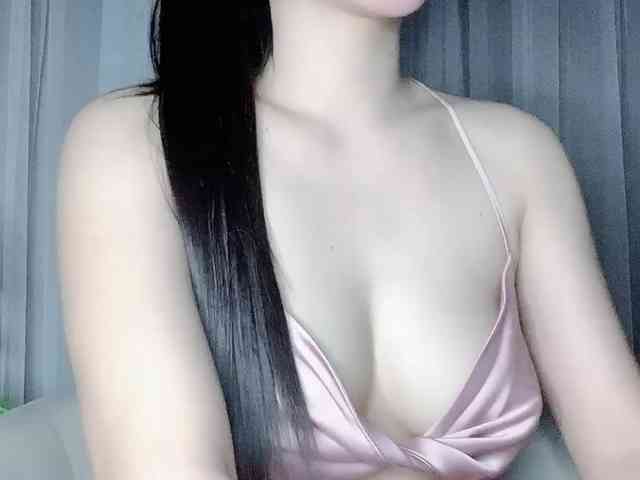 MieChan webcam