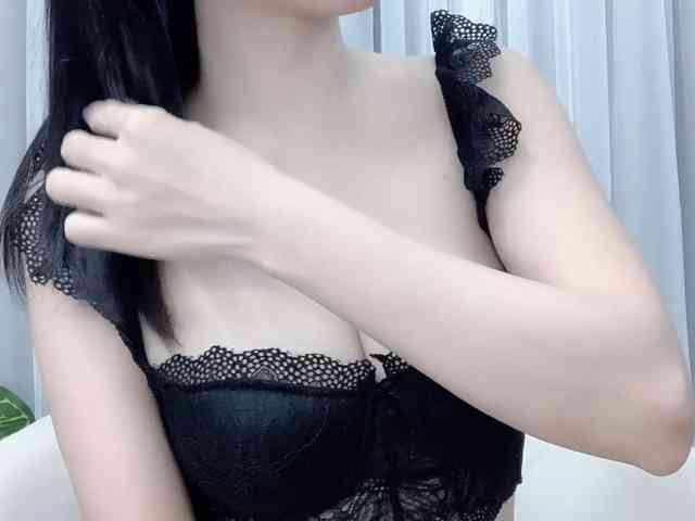MieChan webcam