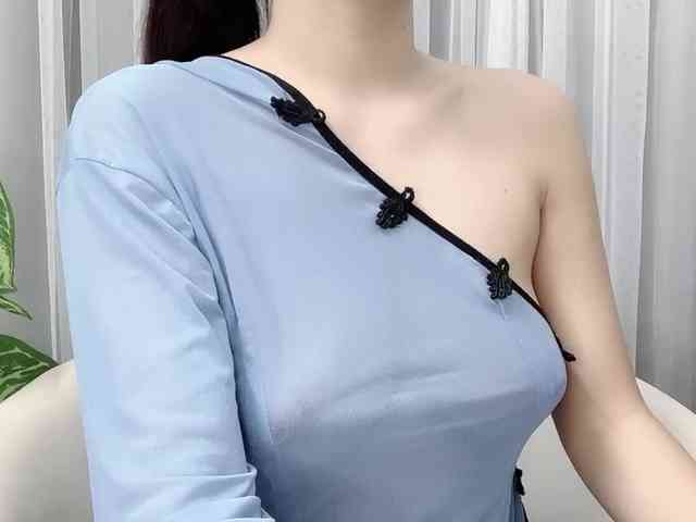 MieChan webcam