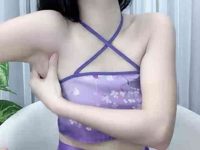 MieChan webcam
