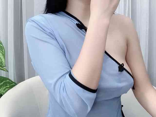 MieChan webcam