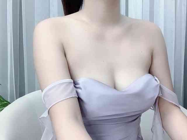 MieChan webcam