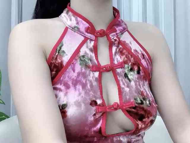 MieChan webcam
