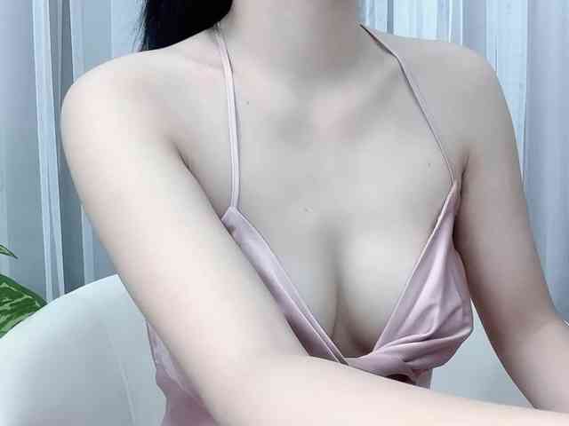 MieChan webcam