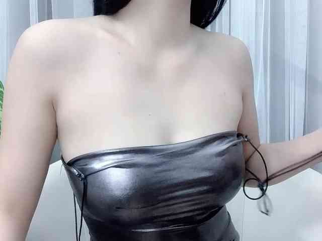 MieChan webcam