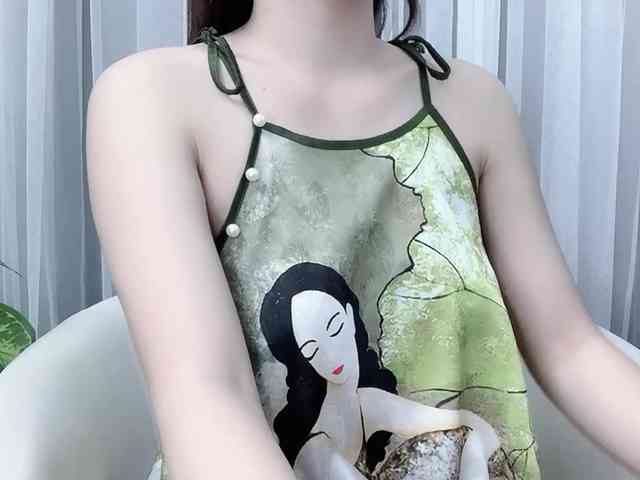 MieChan webcam