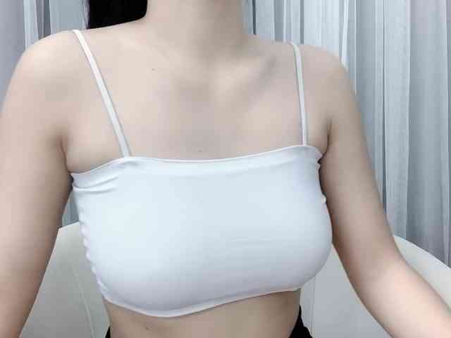 MieChan webcam