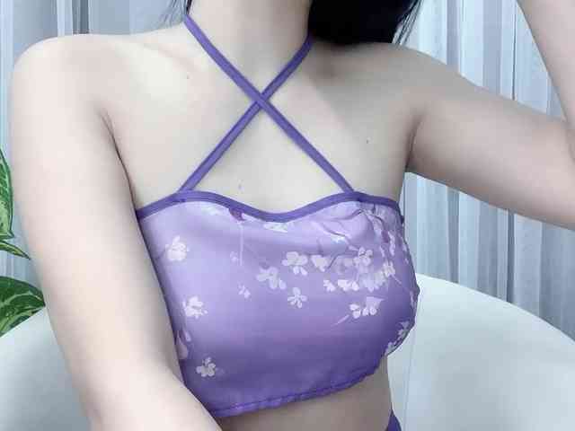 MieChan webcam