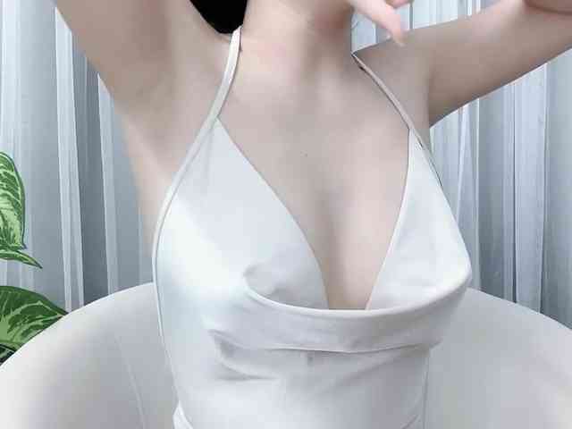 MieChan webcam