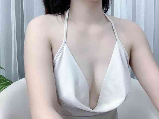 MieChan webcam