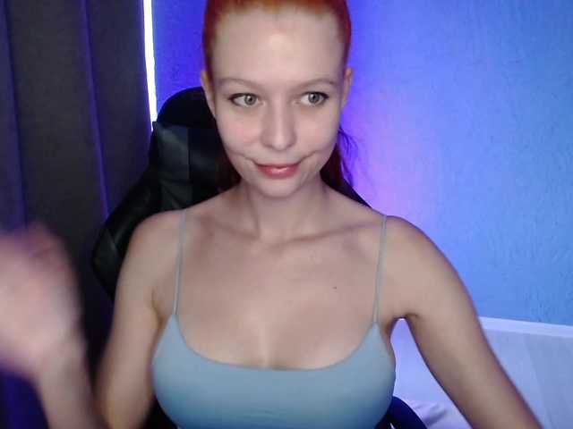 FalconFamily live cam on BongaCams