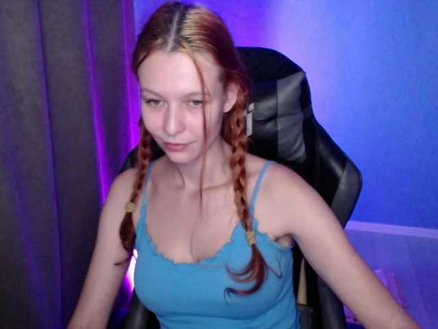 FalconFamily live cam on BongaCams