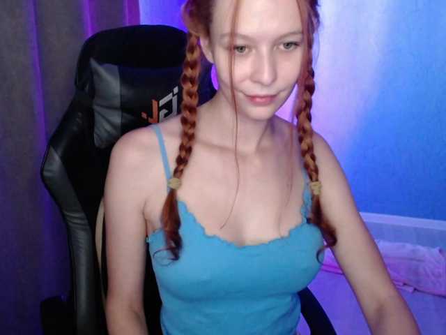FalconFamily live cam on BongaCams