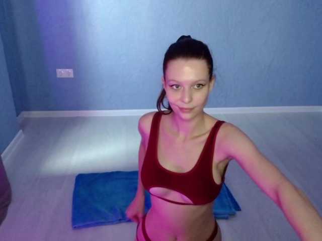 FalconFamily live cam on BongaCams