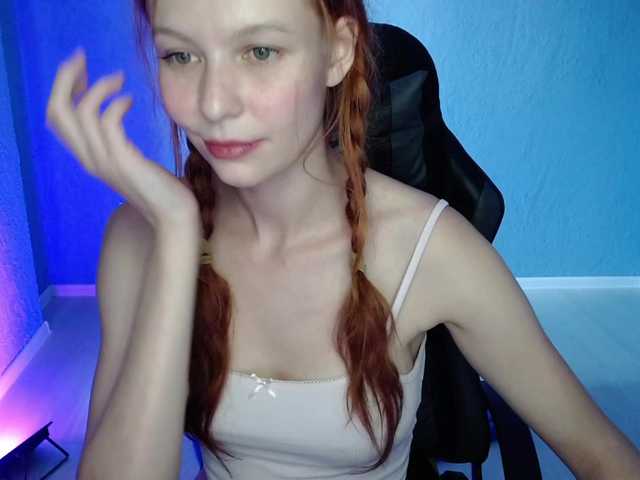 FalconFamily live cam on BongaCams