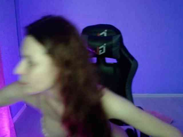FalconFamily Live Webcam on BongaCams