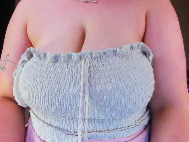 marry-evans live cam on BongaCams
