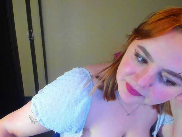 marry-evans live cam on BongaCams