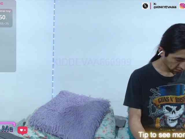 KIDDEVAA666999 webcam