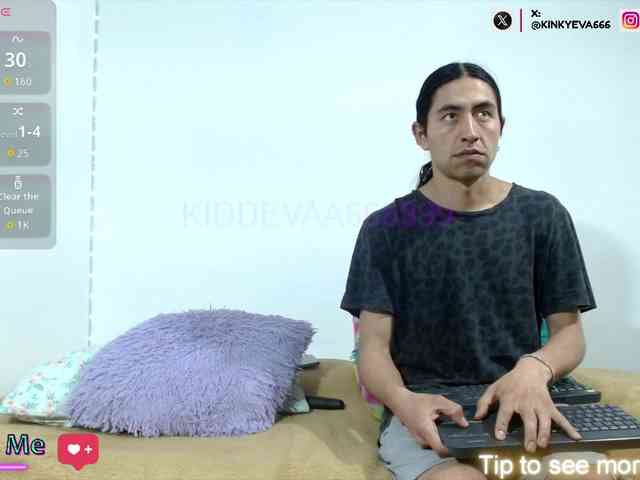 KIDDEVAA666999 webcam
