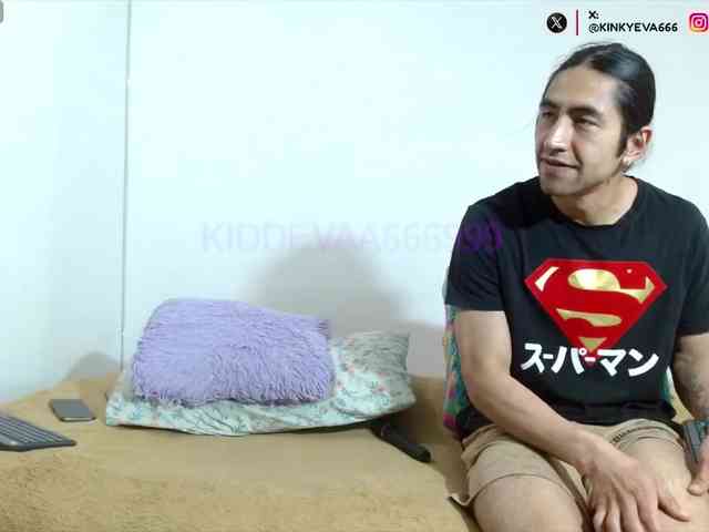 KIDDEVAA666999 webcam