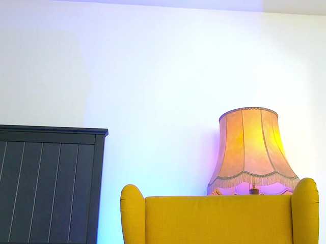 Yanira-Muslim's BongaCams show and profile