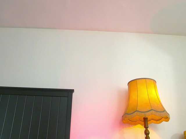 Yanira-Muslim live cam