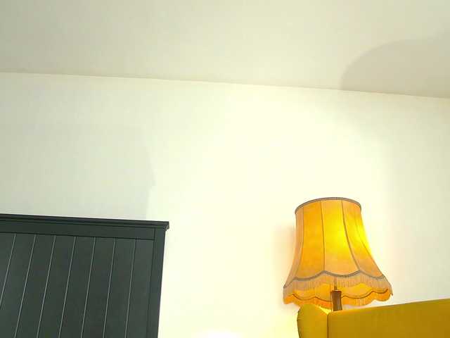 Yanira-Muslim est une amatrice française en ligne captivant ses viewers sur BongaCams. Voici les charactéristiques d'amatrice française de Yanira-Muslim : White/Caucasian,Brunette,Shaved,