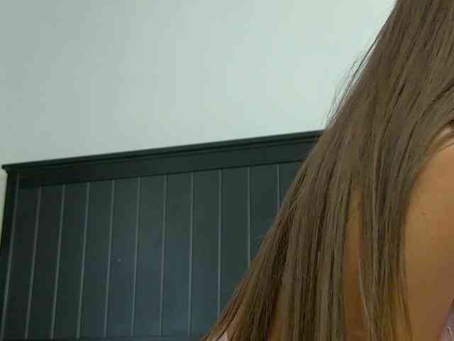 Yanira-Muslim webcam