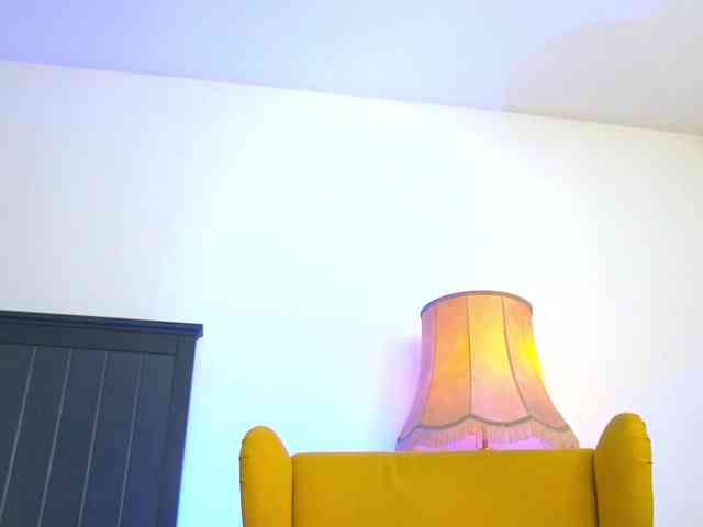 Yanira-Muslim webcam