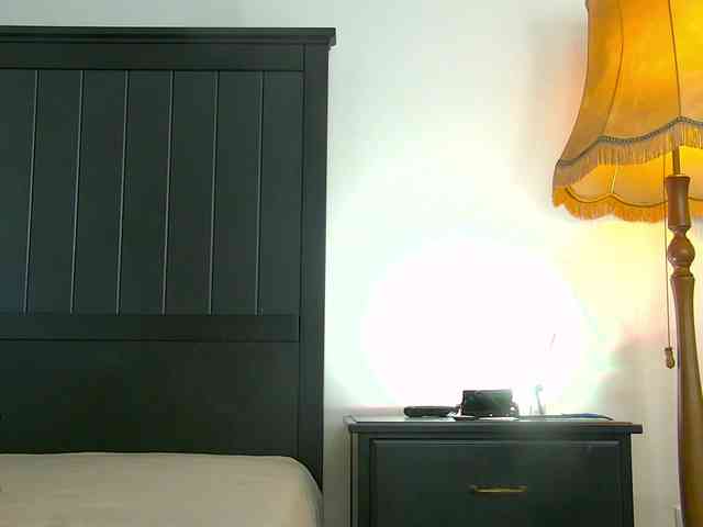 Yanira-Muslim webcam
