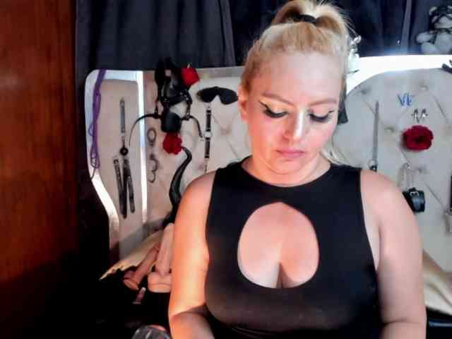 Cameron79 webcam