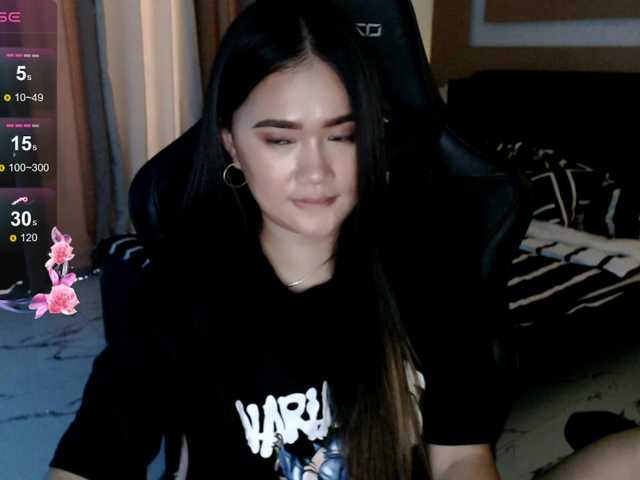 AdriannaFowler webcam