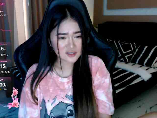 AdriannaFowler webcam