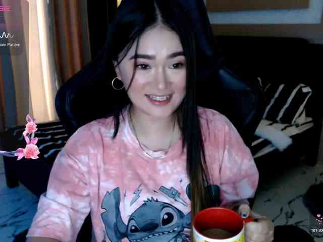 AdriannaFowler webcam